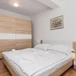 Apartman Awesome In