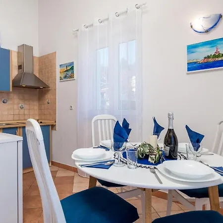 Awesome In Apartman *