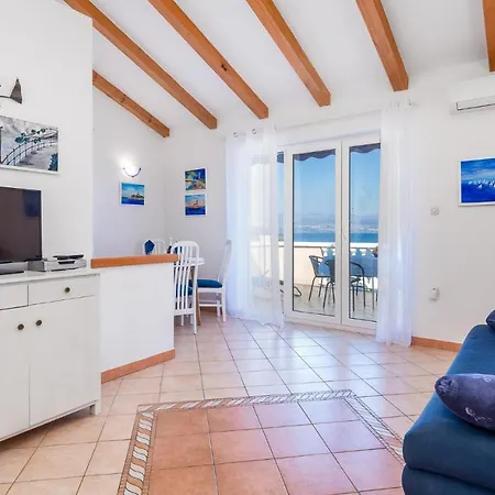 In With House Sea View Medveja