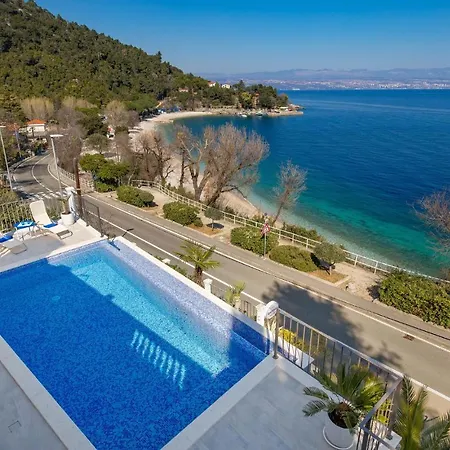 Appartamento In With House Sea View *